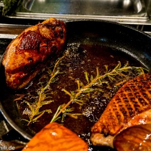 Cuciniale_30 Entenbrust finalisiert auf den Seiten gebraten