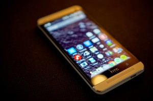 HTC One Service Test